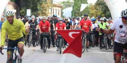 Başkan Erkan Aydın, farkındalık için pedal çevirdi