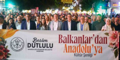 Balkanlardan Anadolu’ya Kültür Şenliği’nde Candan Erçetin coşkusu