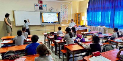 Kaymakam Sözen, Yazıkent’te öğrencilerle bir araya geldi