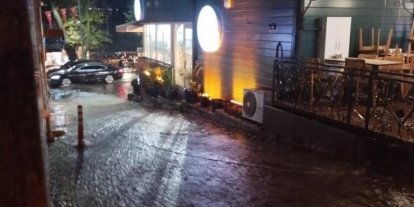 İstanbul’da sağanak yağış etkili oluyor