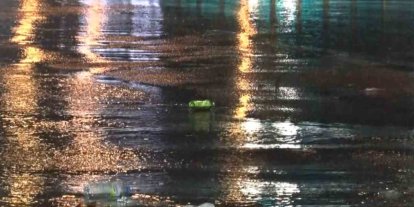 Başkent’te gece saatlerinde sağanak yağış: Kanalizasyon taştı, binaları su bastı