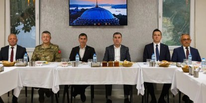 Erkol ve Danacı için veda yemeği düzenlendi