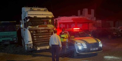 Şanlıurfa sahte plaka takan tır sürücüsü gözaltına alındı
