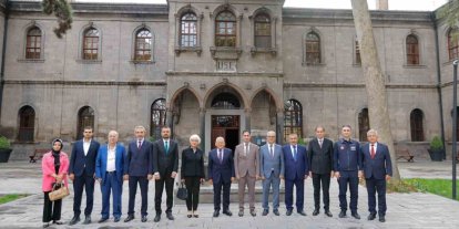 Başkan Büyükkılıç, Kent Konseyi’nin yeni yönetimini ağırladı