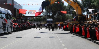Antalya Büyükşehir Belediyesi filosuna 89 yeni araç