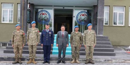Vali Çiçek’ten göreve başlayan komutanlara ziyaret