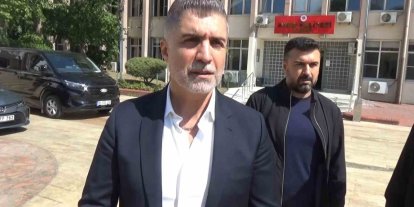 Sanatçı Özcan Deniz, kardeşlerinin hakaret davasında ifade verdi