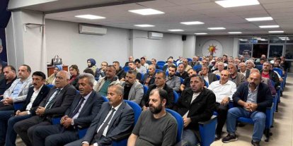 AK Parti Erzincan Merkez İlçe Başkanlığında haftalık toplantı yapıldı