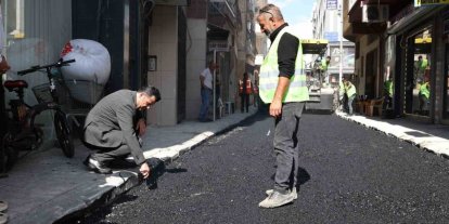 Akdeniz’de yol çalışmaları hız kesmeden sürüyor