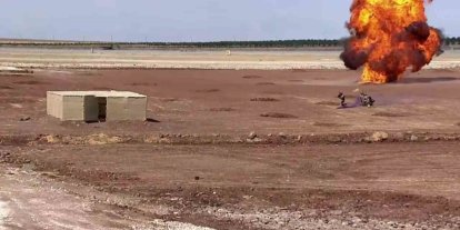 SAS komandolarından Bayraktar TB2 destekli EYP operasyonu tatbikatı