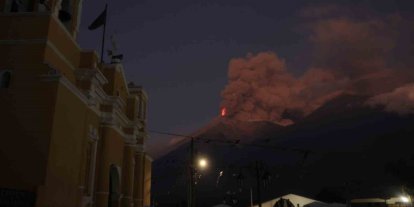 Guatemala’daki Fuego Yanardağı’nda patlama meydana geldi