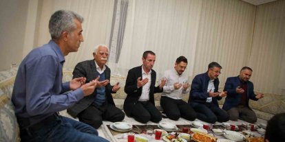 Vali Ali Çelik, Korkmaz ailesinin iftar sofrasına konuk oldu