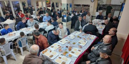 İmece usülü düzenlenen iftar yemeğine 300 vatandaş katıldı