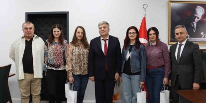 Romanyalı öğretmenler, Millî Eğitim Müdürü Bozkan’ı ziyaret etti