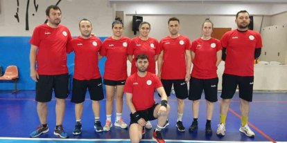 Eskişehir’de Çanakkale Zaferi’nin 110’uncu yılında voleybol müsabakası düzenlendi
