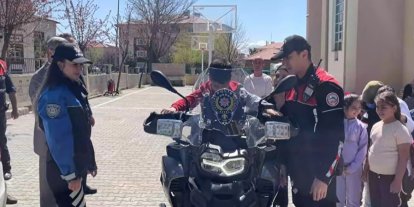 Miniklere polislik mesleği tanıtıldı