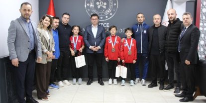 Başarılı sporcular ödüllendirildi