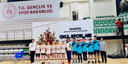 Karslı Minikler Türkiye’nin En İyi 8 Takımı Arasına Girdiler