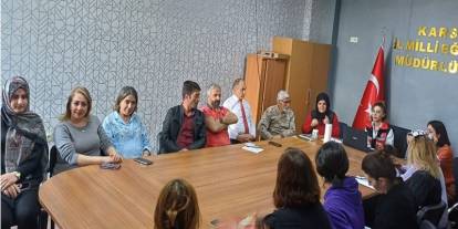 Kars Milli Eğitim Müdürlüğü personeline  "Aile Yılı" sunumu yapıldı.