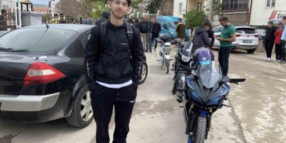 Ehliyetsiz motosiklet sürücüsüne 25 bin 956 lira ceza