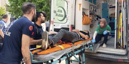 Otomobil ile motosiklet çarpıştı: 2 yaralı