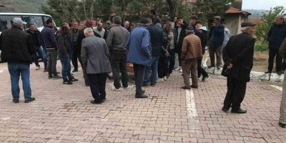 Artçı sarsıntıların devam ettiği Simav Yemişli köyünde halkın tedirgin bekleyişi sürüyor