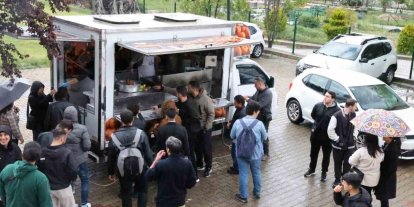 Merhum Gazeteci Erdan anısına mevlit ve lokma hayrı