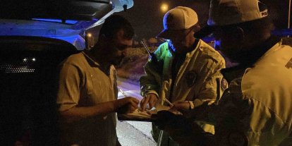 Konya’da polislerden 50 kilometre kaçan alkollü sürücü: "Gören duyan olmasın, rezil olmayalım"