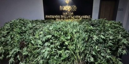 Zehir tacirlerine yapılan baskında 34 şüpheli tutuklandı