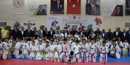 Erva Spor Okulları 2. Valilik Kupası Taekwondo Şampiyonası yapıldı