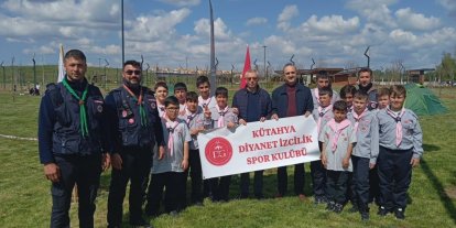 Kütahya’da izcilik kampı, gençlere milli ve manevi eğitim