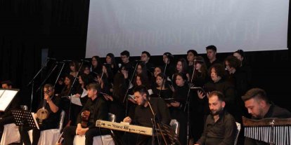 KEAL Türk Halk Müziği Korosu konseri büyük beğeni topladı