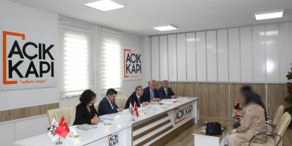 Vali Ziya Polat, Halk Günü Toplantısında Vatandaşları Dinledi