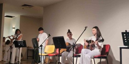 Mesir Ortaokulu öğrencilerinden unutulmaz müzik şöleni