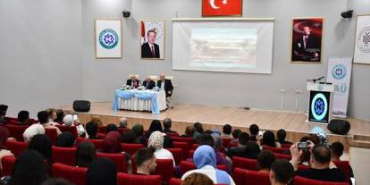 KAÜ'de "Türkiye Gürcistan İlişkileri" Konulu Panel Düzenlendi