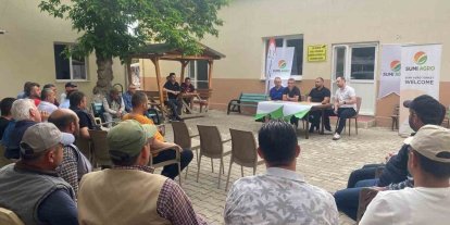 Sarıgöl’de Unlubit zararlısına karşı feromon tuzakları dağıtıldı