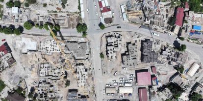 Kahramanmaraş’ın eski mahallelerinde deprem konutları yükseliyor