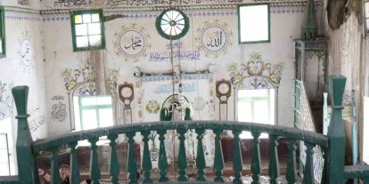 Ahşap işçiliği ile dikkat çeken cami yıkılma tehlikesiyle karşı karşıya