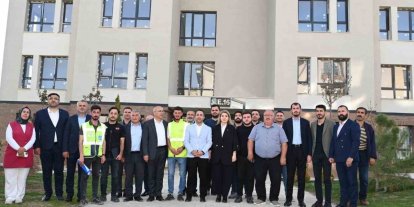 AK Parti heyeti, Doğanşehir’de deprem sonrası çalışmaları inceledi
