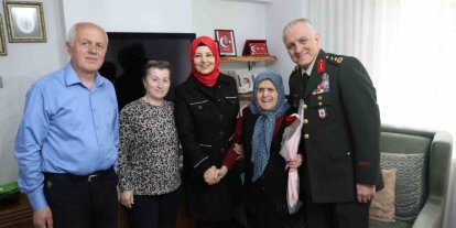 Garnizon Komutanı Ala’dan şehit annesine anlamı ziyaret