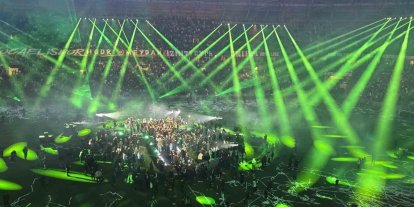 Şampiyon Kocaelispor kupasını binlerce taraftarı önünde kaldırdı