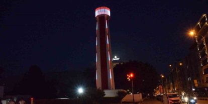 Hatay’ın 161 yıllık fener kulesi ışıklandırıldı