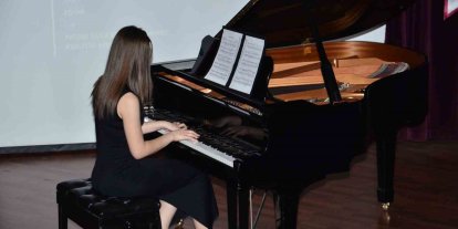 Manisa Güzel Sanatlar Lisesi’nden muhteşem piyano resitali