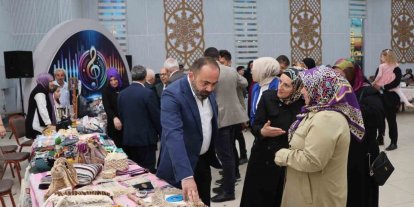 Kadınlar festivalde emeklerini sergiledi