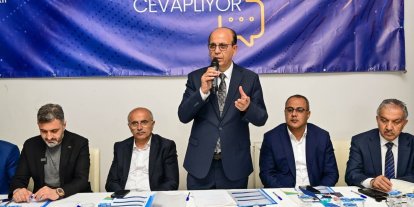 Tecde Mahallesi’nde "Vatandaş soruyor, başkan cevaplıyor" toplantısı