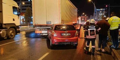 Malatya’da otomobil ile tır çarpıştı: 3 yaralı