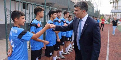 Akdeniz Belediyesi Futbol Takımı Türkiye Şampiyonasına gidiyor
