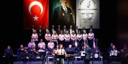 Amatör sanatçılardan Mersinlilere Türk Sanat Müziği ziyafeti