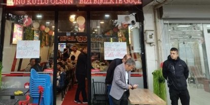 Esnaftan engellilere yemek ikramı