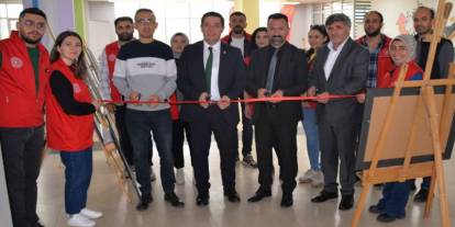Kars'ta 19 Mayıs Coşkusu Gençlerin Objektifinden Yansıdı